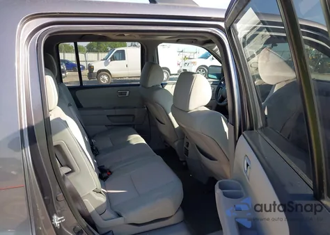 2015 Honda Pilot Se z USA, uszkodzony, nr VIN 5FNYF4H30FB067845